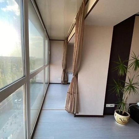 Проспект Мира 35 Апартаменты Kryvyi Rih Exterior photo
